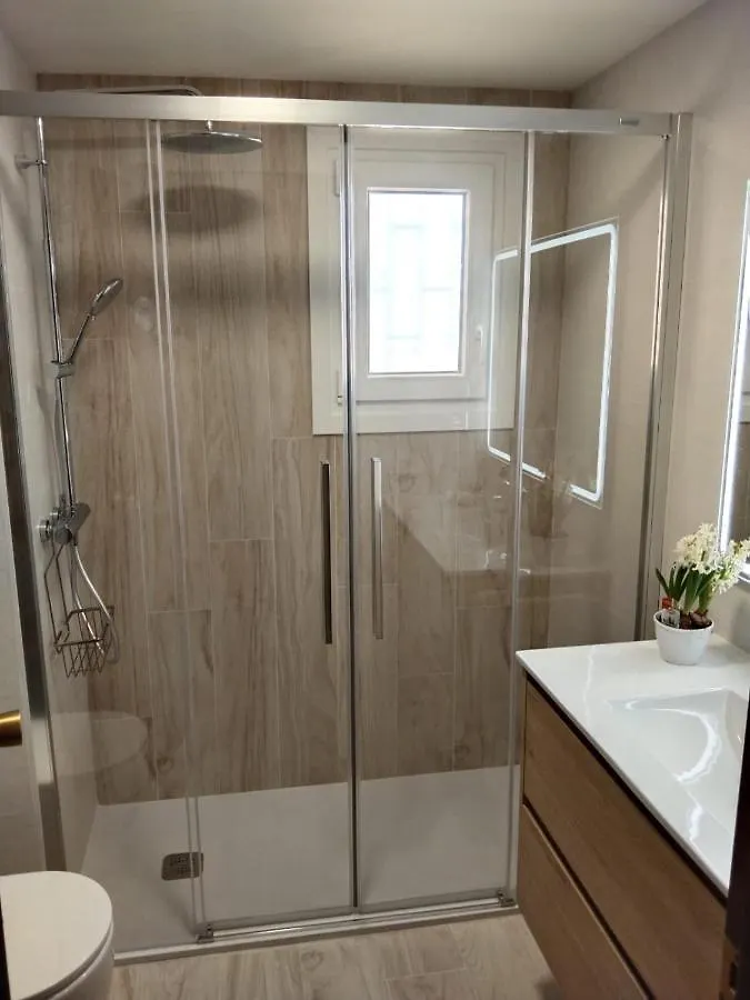 Gran Apartamento: Oasis Privado con Jardín y Piscina Cambrils Apartment